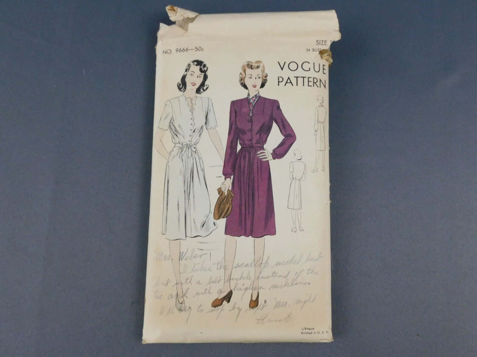 1940s Vogue Pattern Illustration Wallpaper