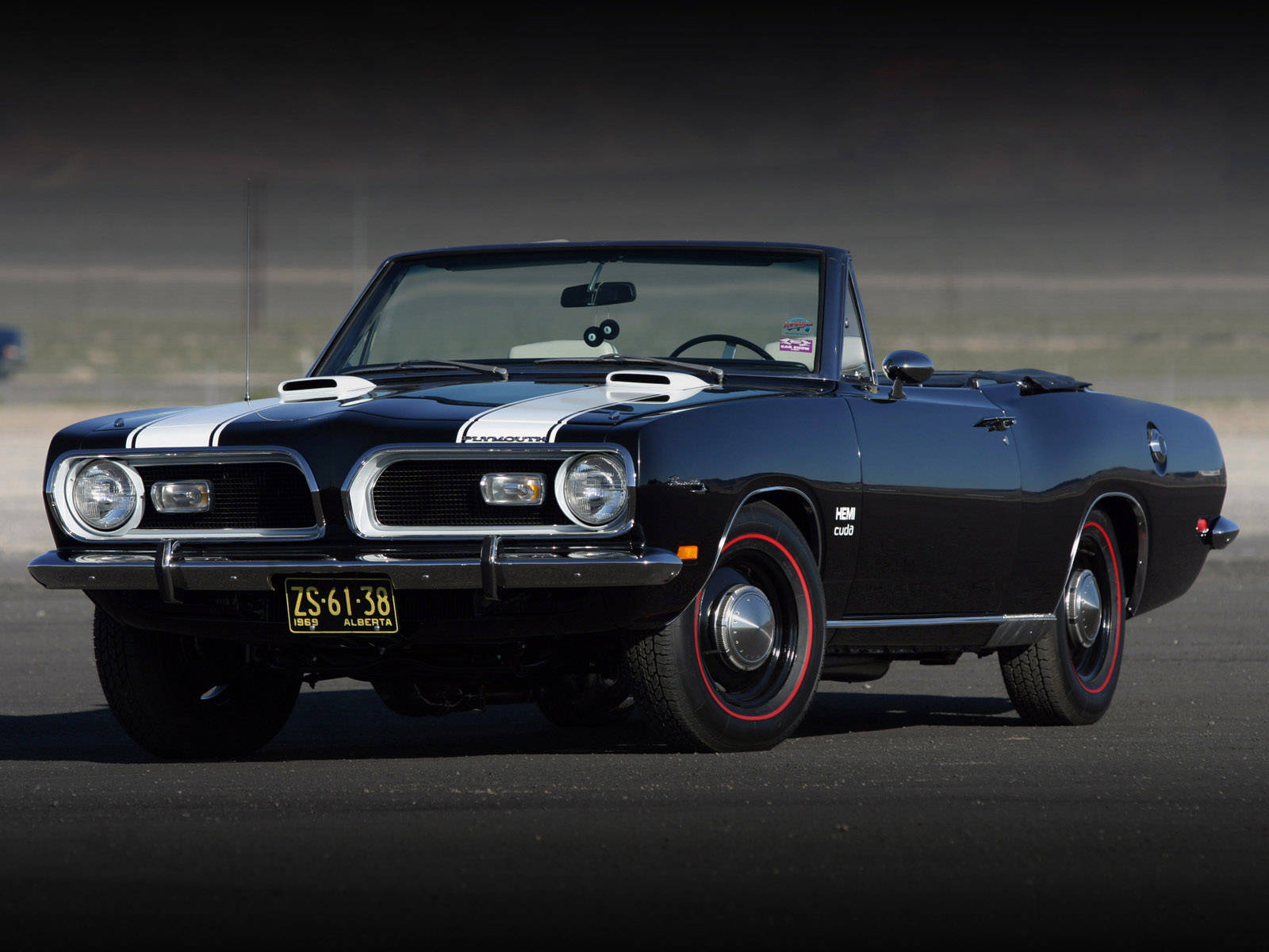 1969 Plymouth Hemi Cuda Convertible Car Wallpaper