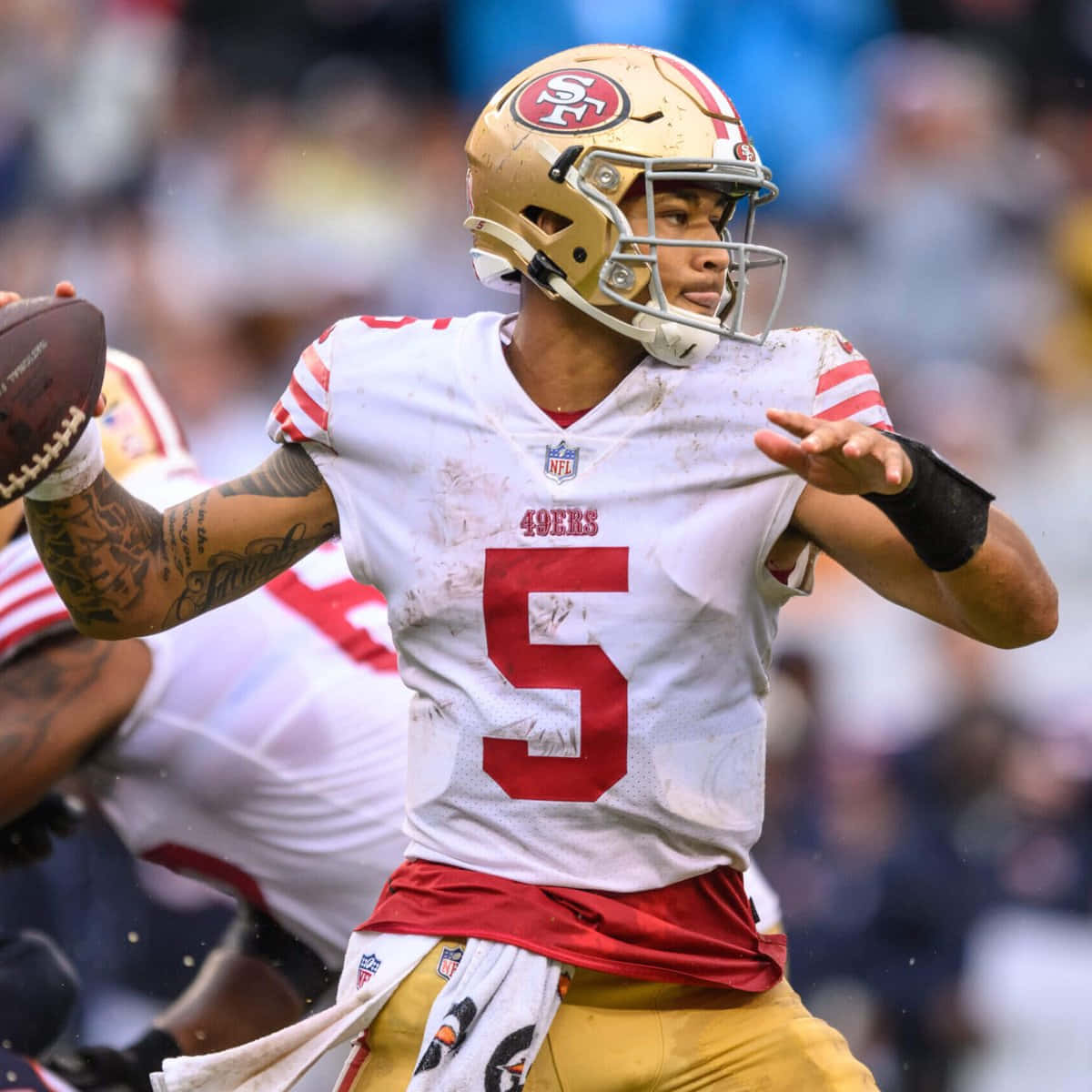 49ers Quarterback Action Shot Wallpaper