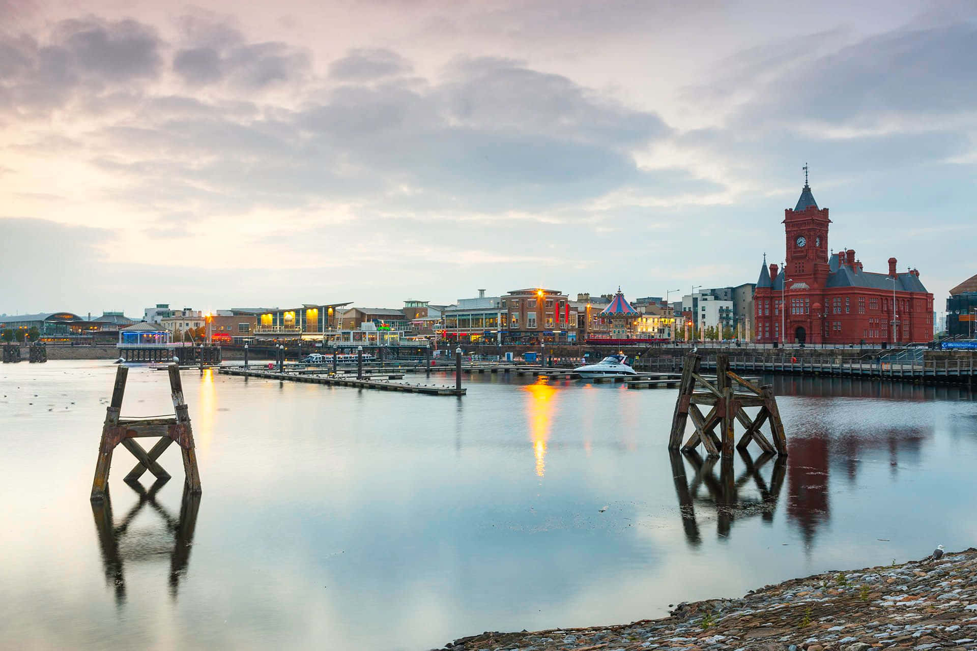 A Beautiful Panorama Of Cardiff Bay At Twilight Wallpaper