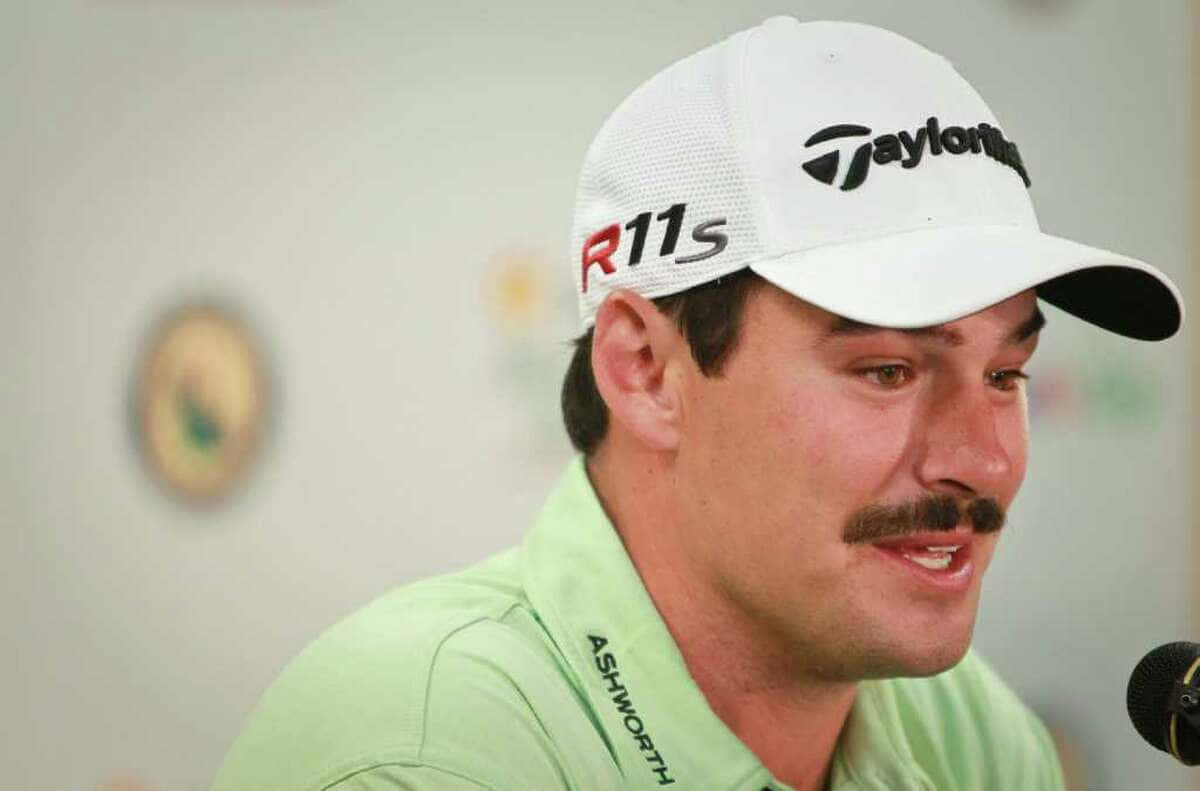 A Candid Interview With Professional Golfer Johnson Wagner Wallpaper