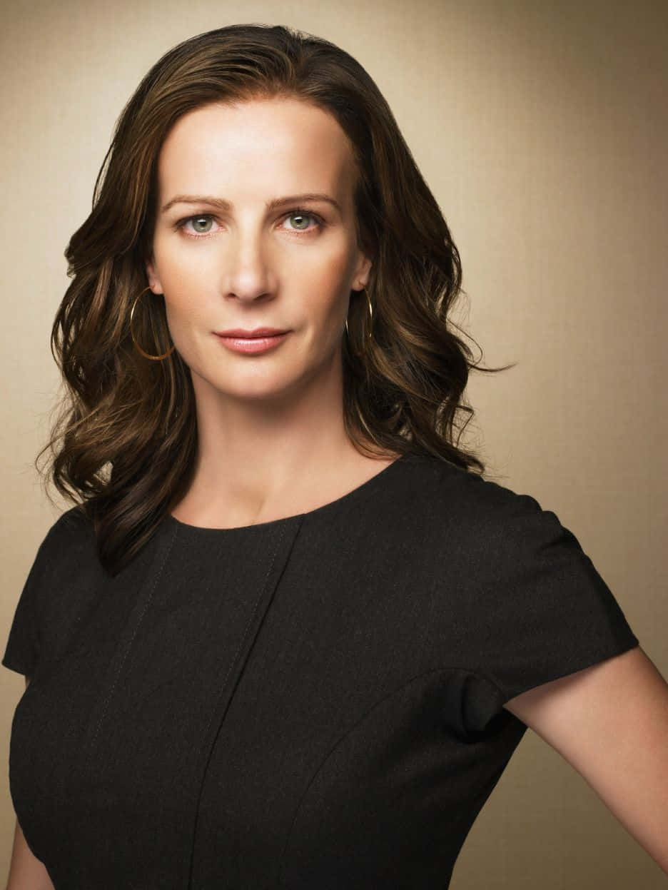 A Candid Portrait Of Actress Rachel Griffiths Wallpaper