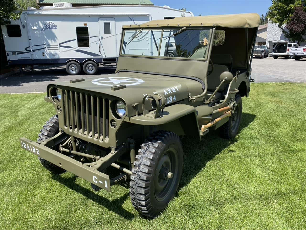 A Classic Jeep Willys In Pristine Condition Wallpaper