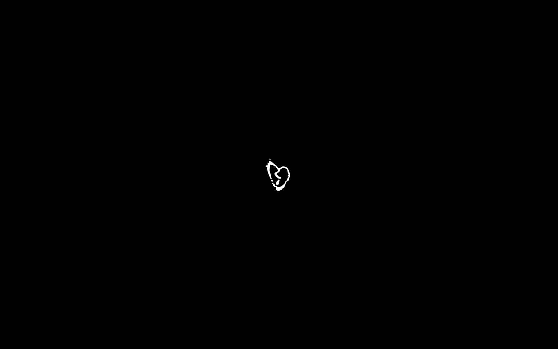 A Distinctive Black Heart Wallpaper - 1920 X 1200 Wallpaper