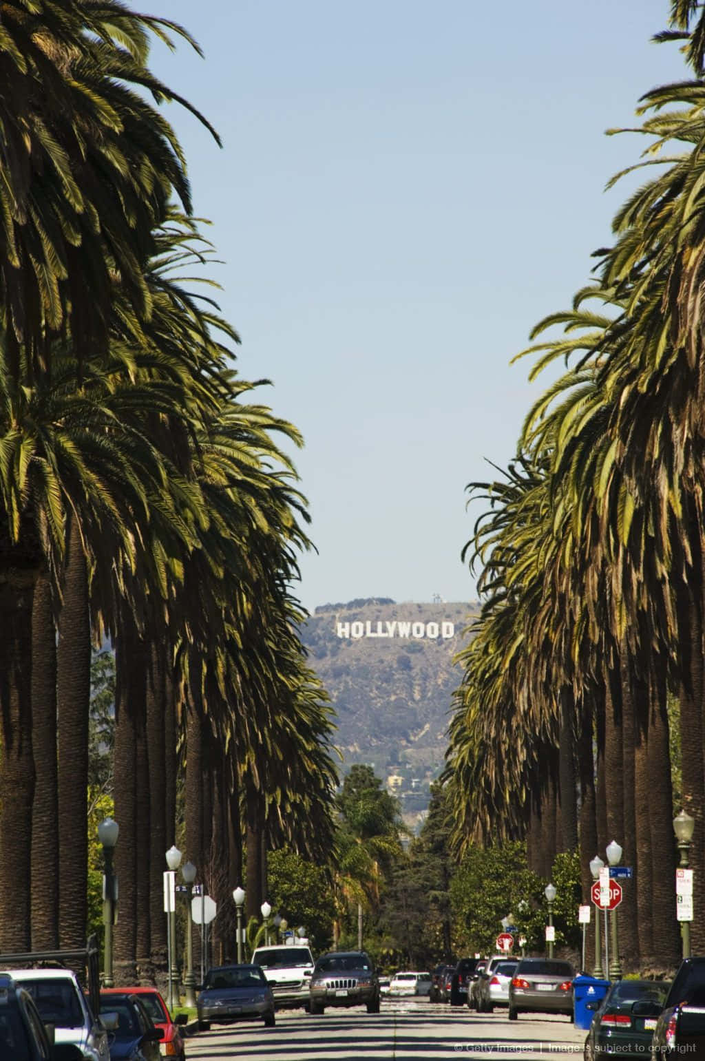 A Scenic View Of Los Angeles Skyline At Dusk Wallpaper