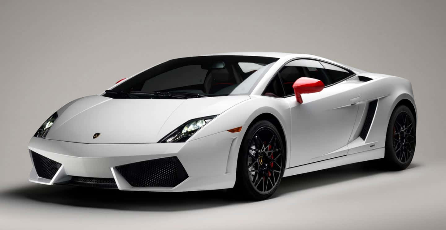 A Stunning Lamborghini Gallardo In Action Wallpaper