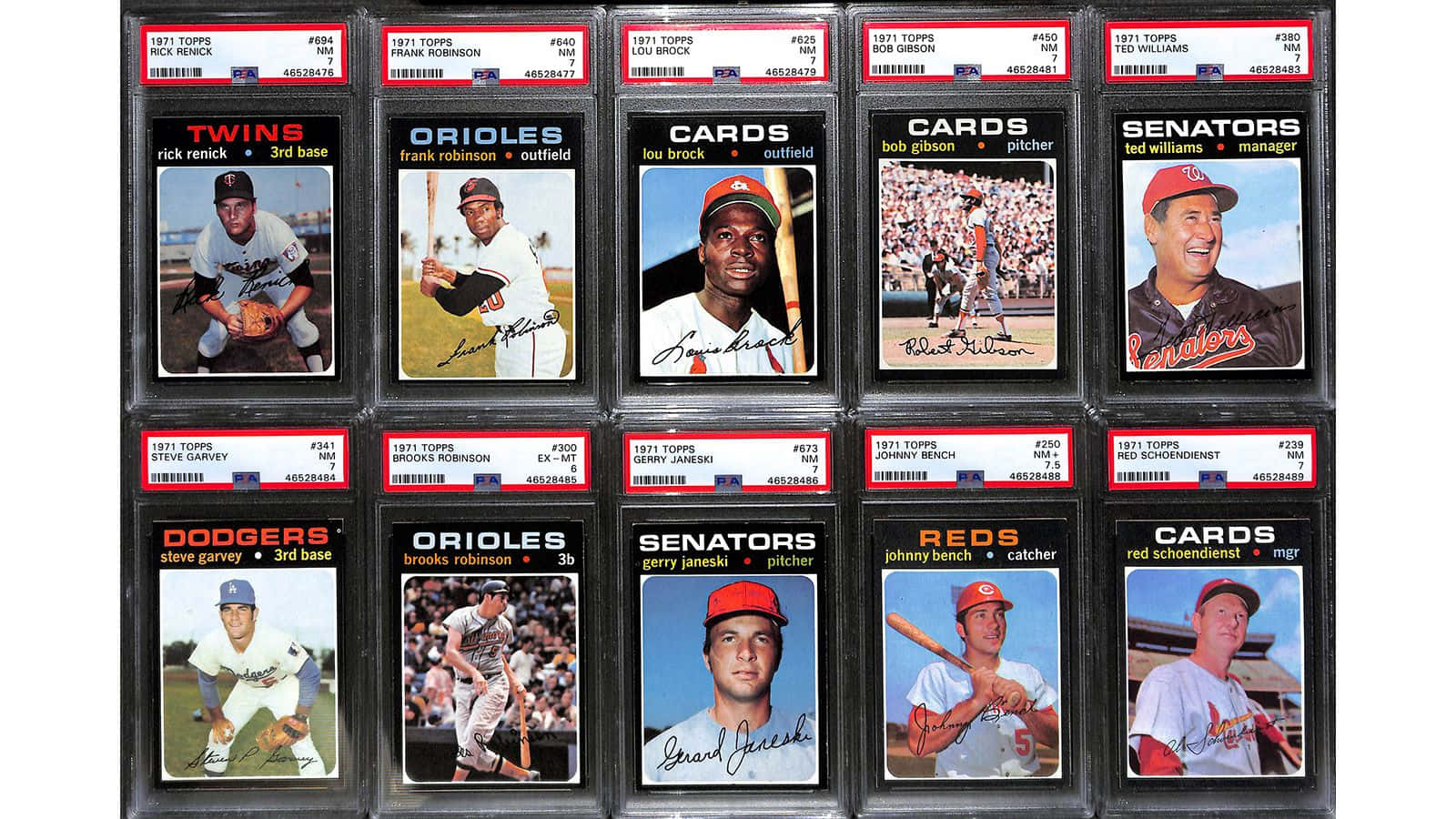 A Vintage Collection Of Classic Baseball Cards In Pristine Condition. Wallpaper