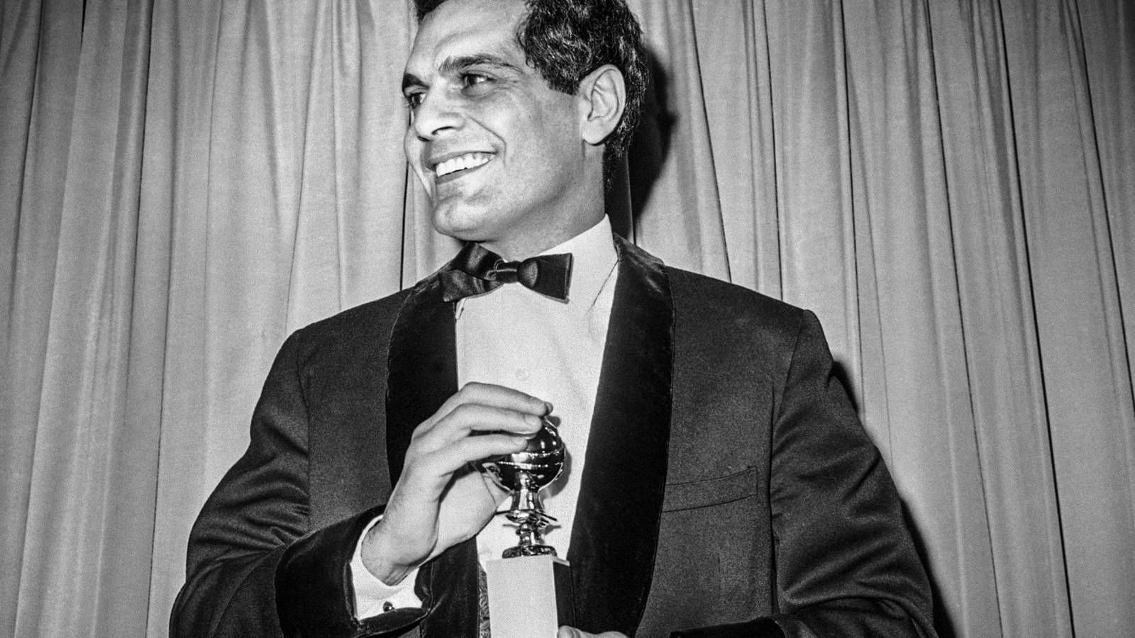 A Vintage Portrait Of Legendary Omar Sharif Wallpaper