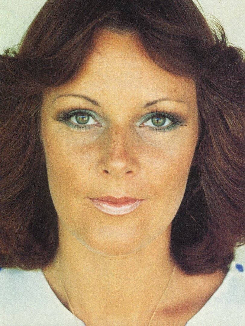 Abba Anni-frid Lyngstad Wallpaper