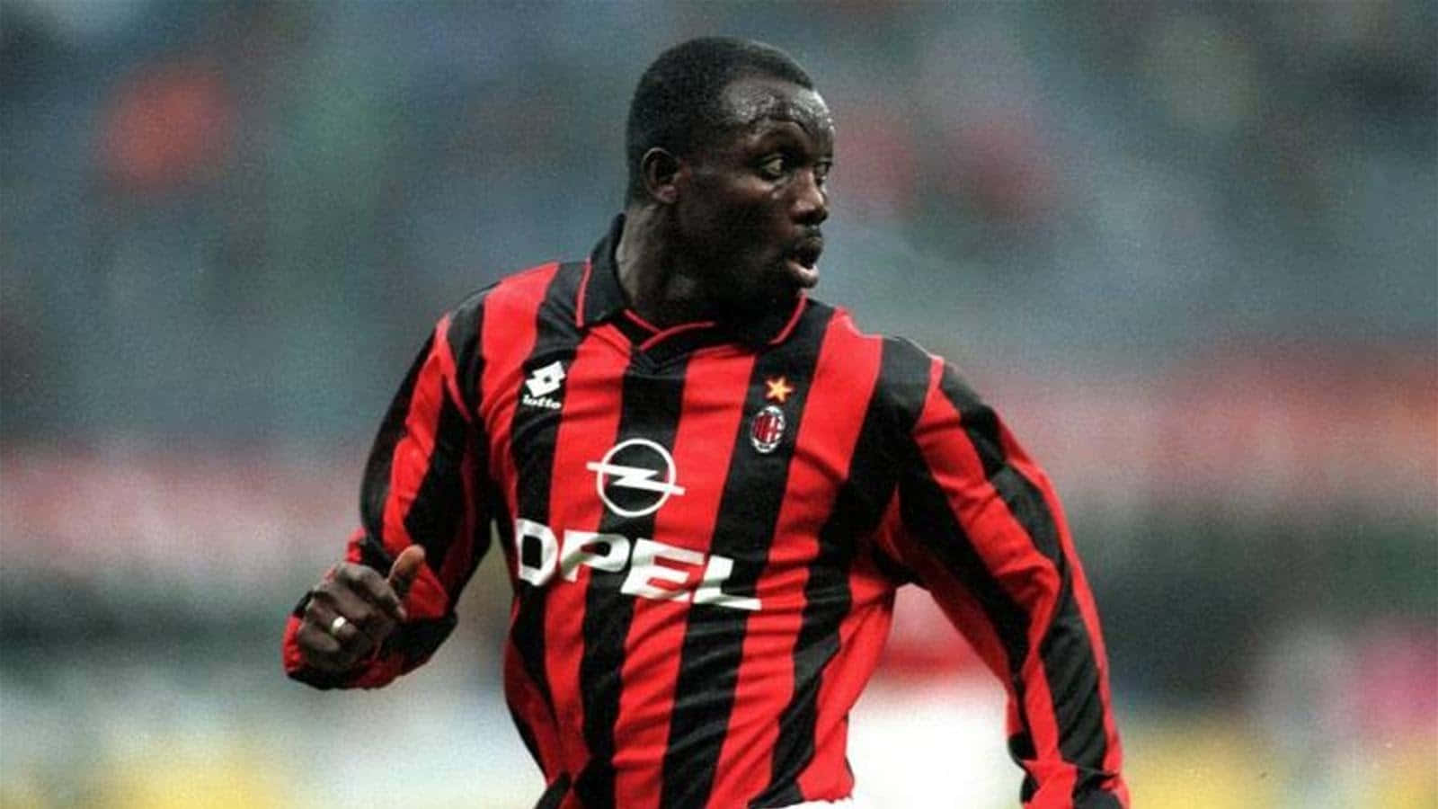 Ac Milan George Weah Looking Back Wallpaper