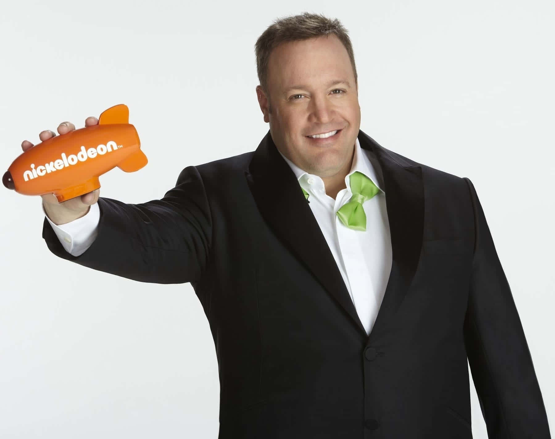 Actor And Comedian Kevin James Wallpaper