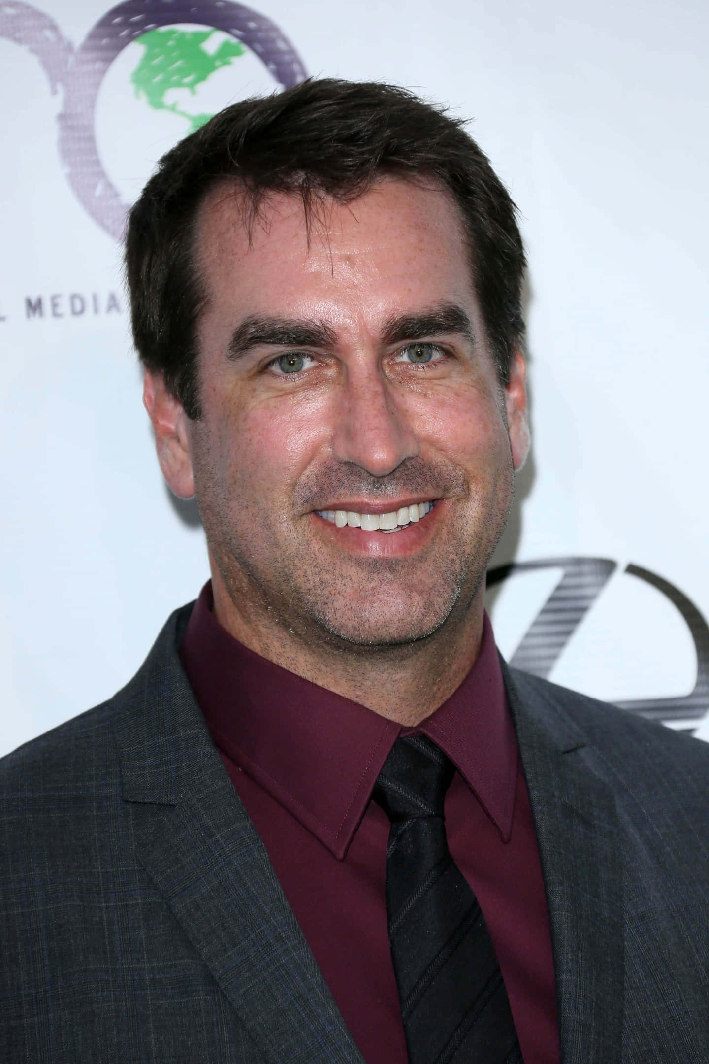 Actor And Comedian Rob Riggle Wallpaper