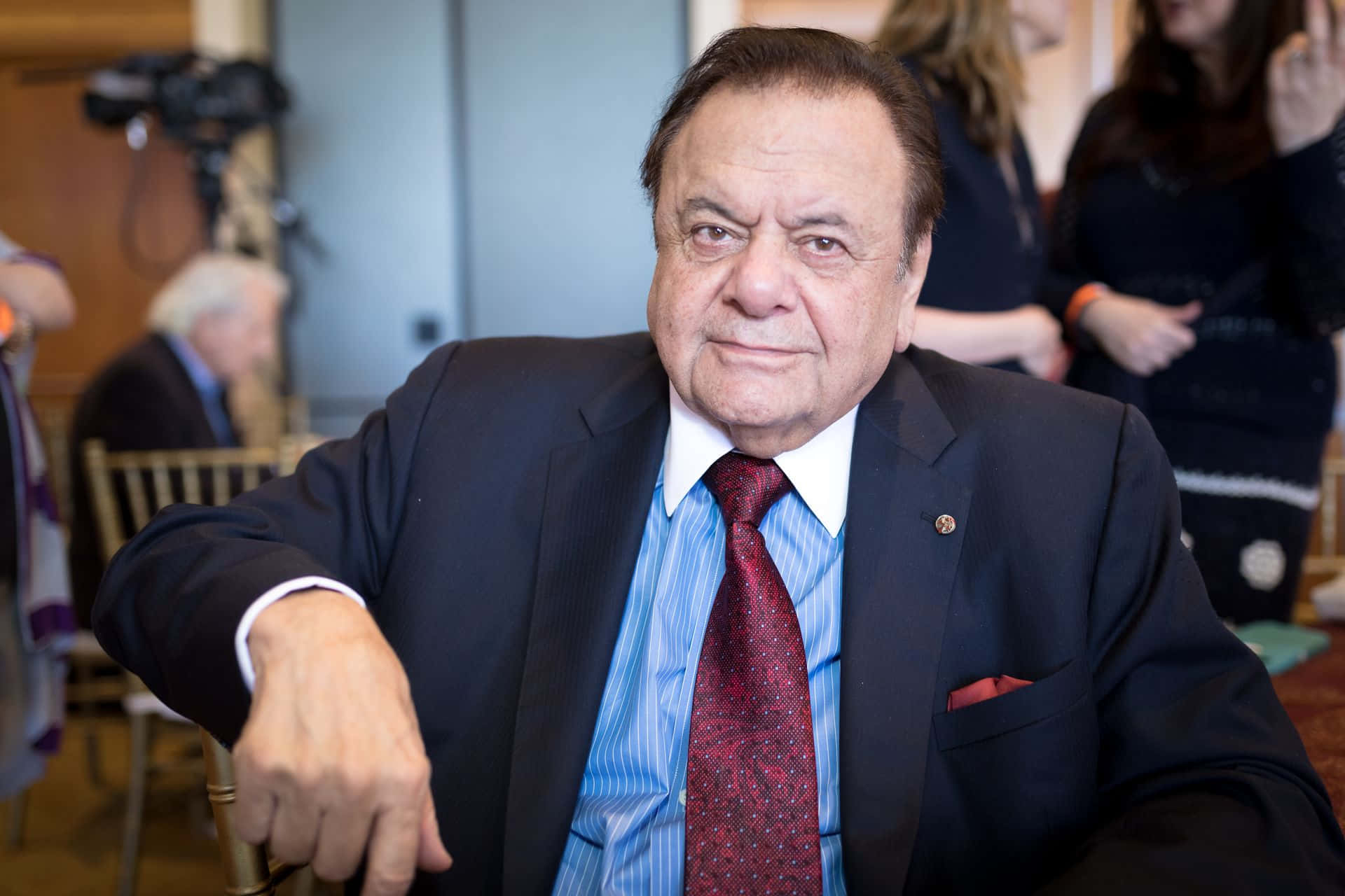 Actor Paul Sorvino Wallpaper