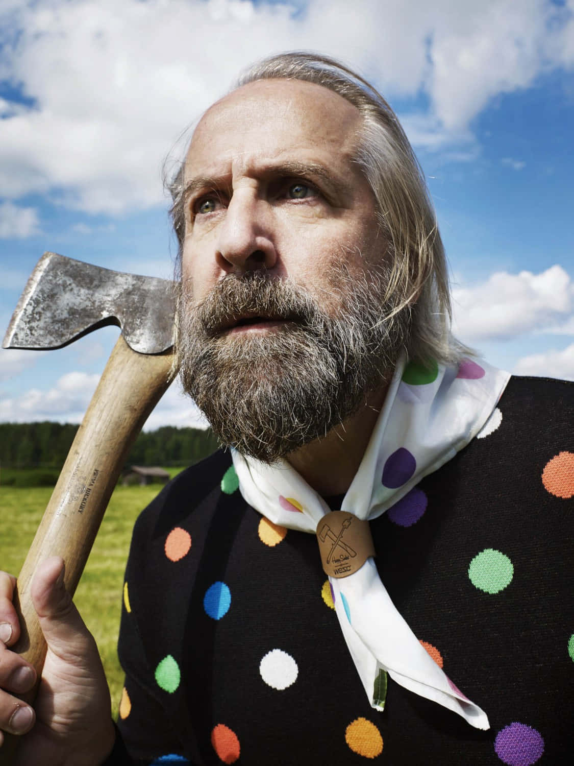 Actor Peter Stormare Reaches For The Sky Wallpaper