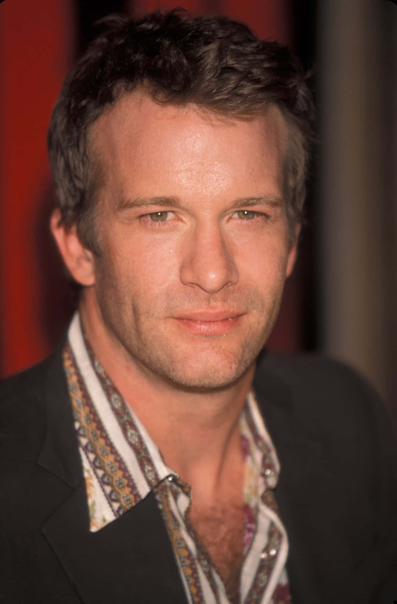 Actor Thomas Jane Enjoys An Outdoor Moment Wallpaper