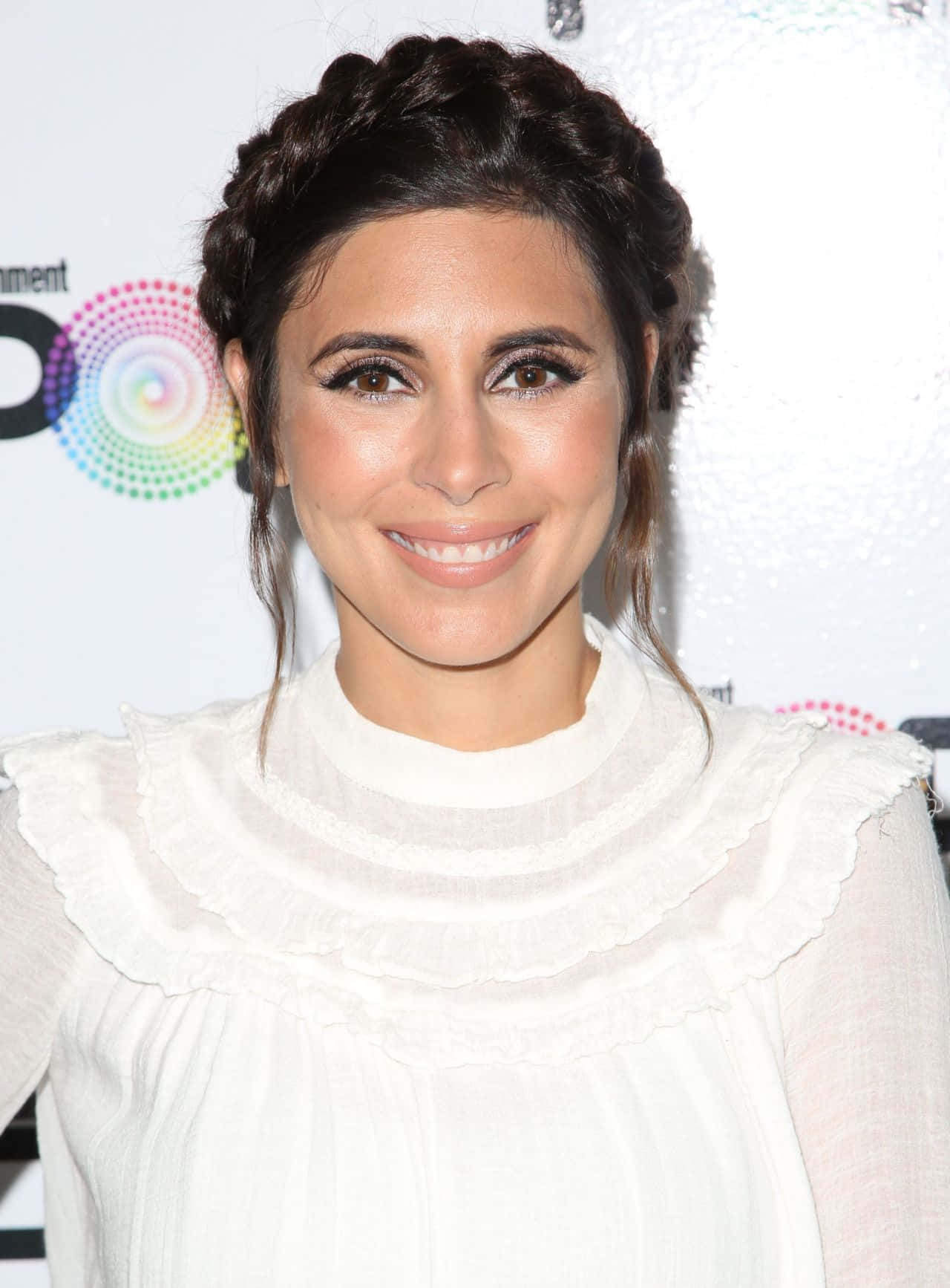 Actress Jamie Lynn Sigler Posing For A Captivating Photoshoot Wallpaper