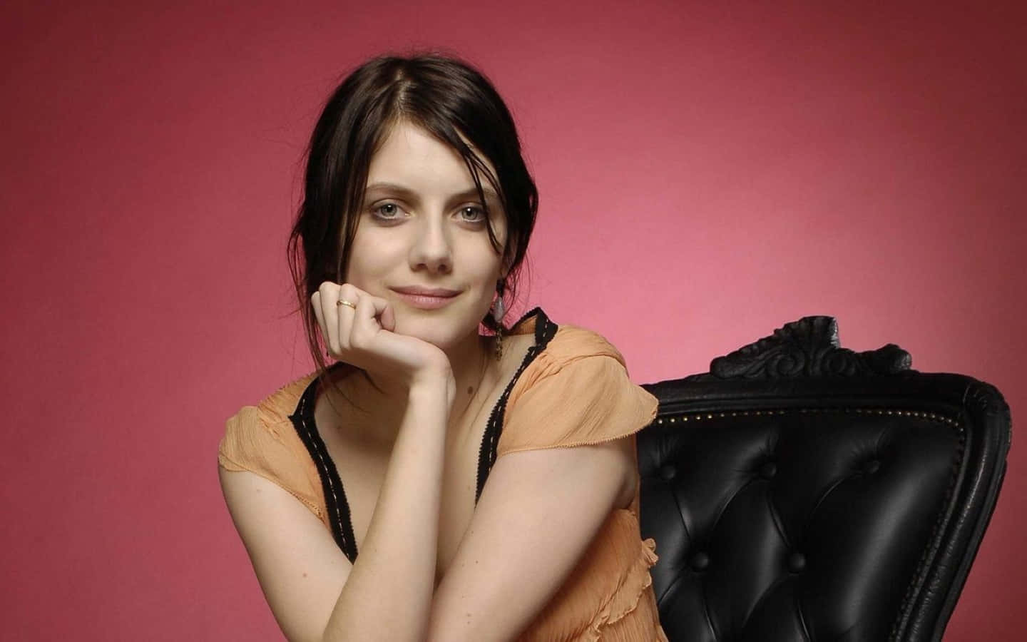 Actress Mélanie Laurent Captivating Smile Wallpaper