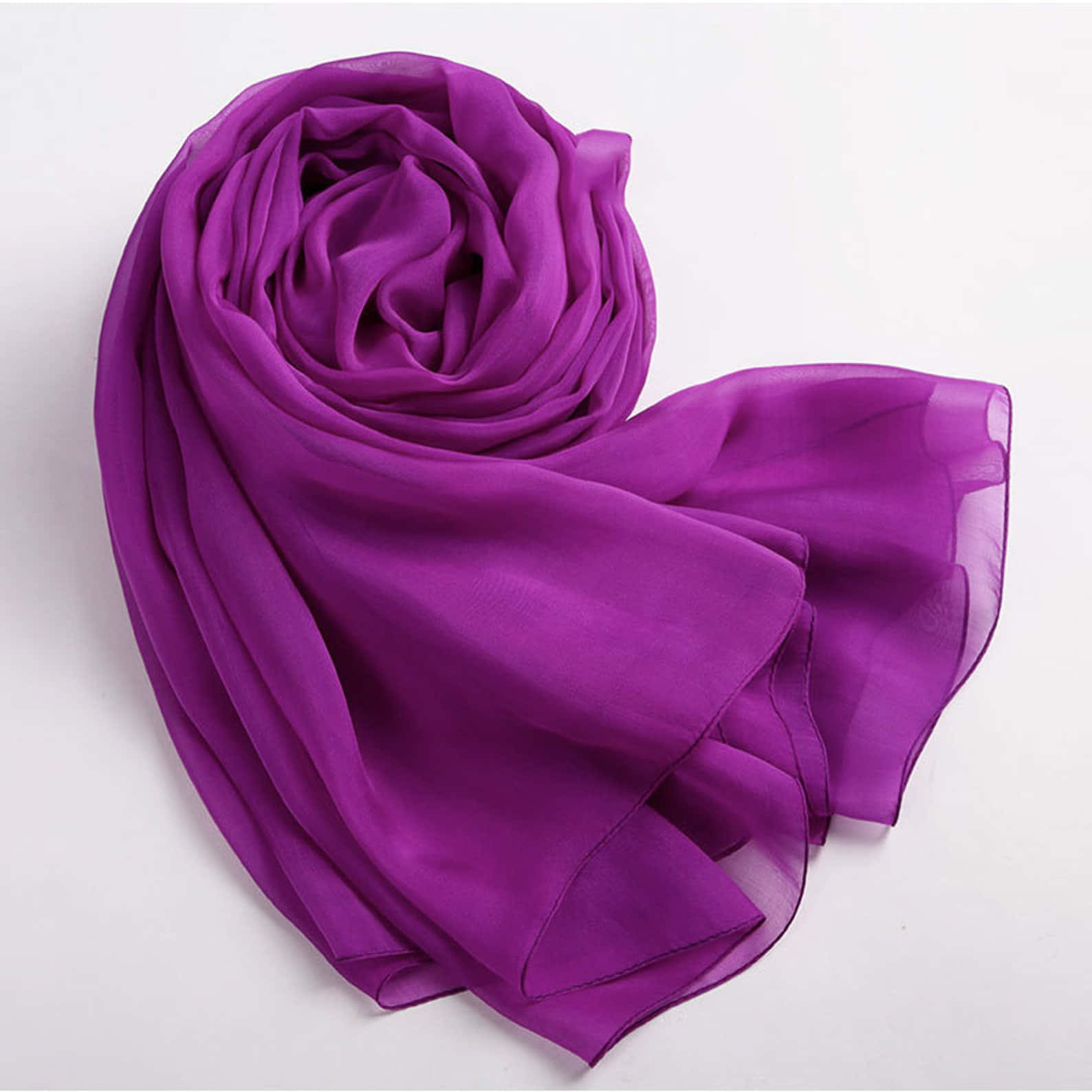 Add Some Colors To Your Wardrobe With This Beautiful Purple Scarf Wallpaper