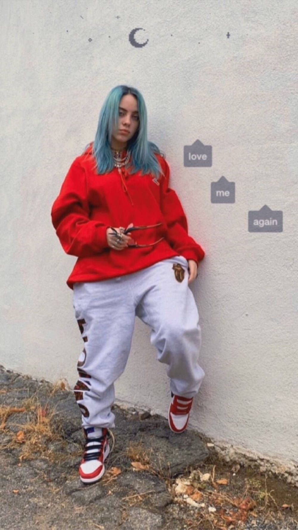 Aesthetic Billie Eilish On Wall Text Bubbles Wallpaper