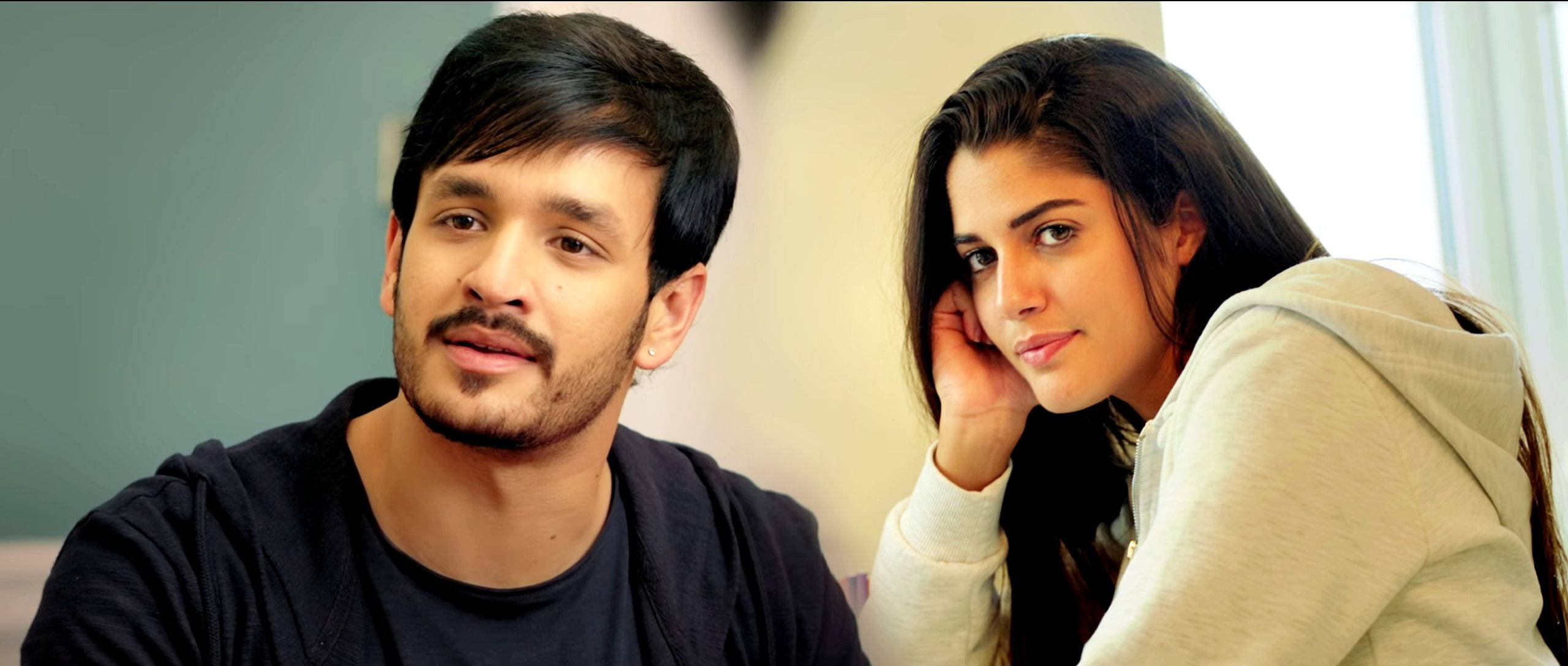 Akhil Akkineni And Nidhhi Agerwal Wallpaper