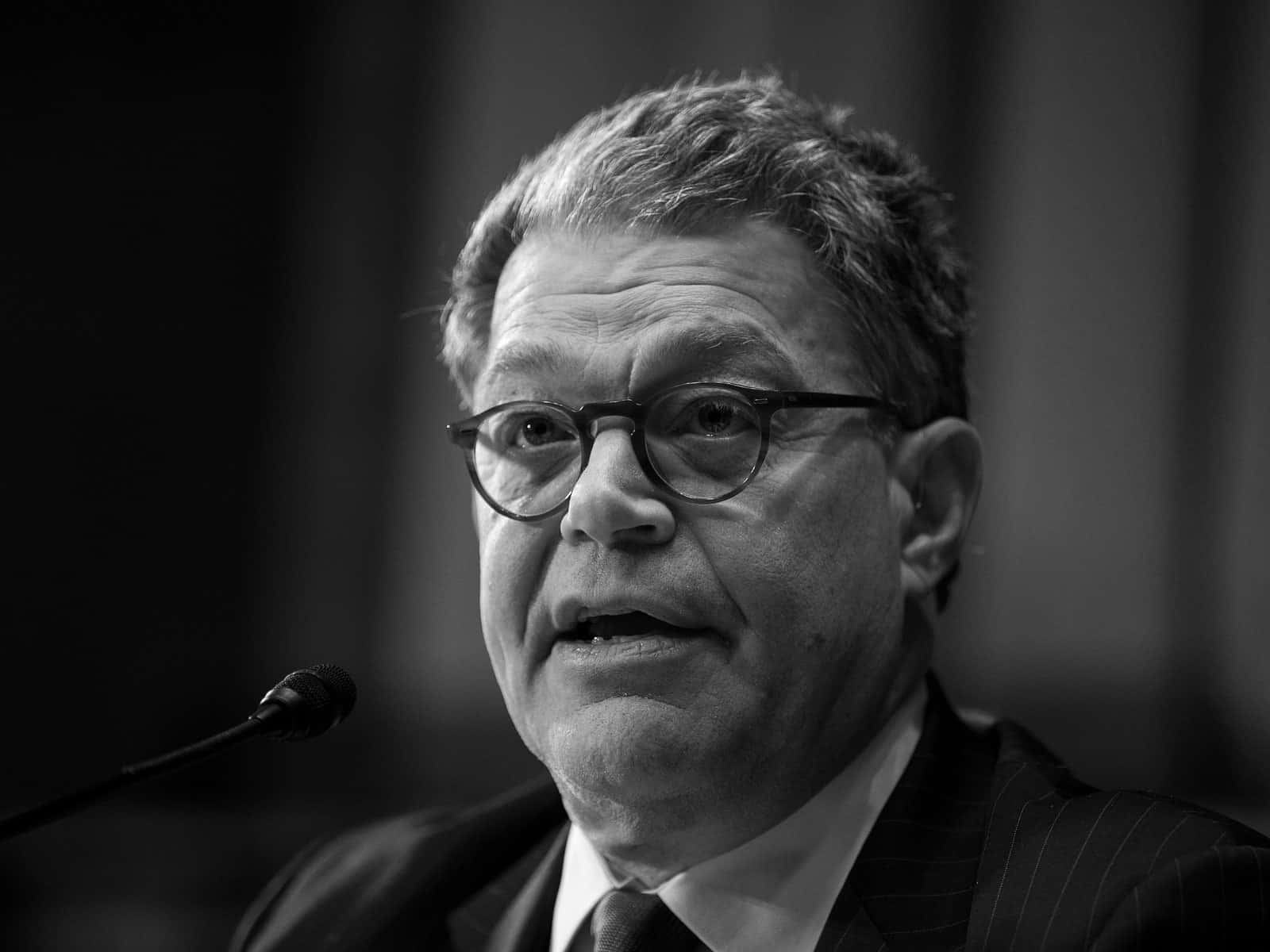 Al Franken Delivering A Speech On A Formal Event. Wallpaper