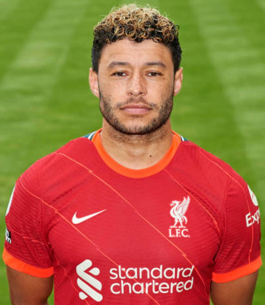 Alex Oxlade-chamberlain Portrait On The Field Wallpaper