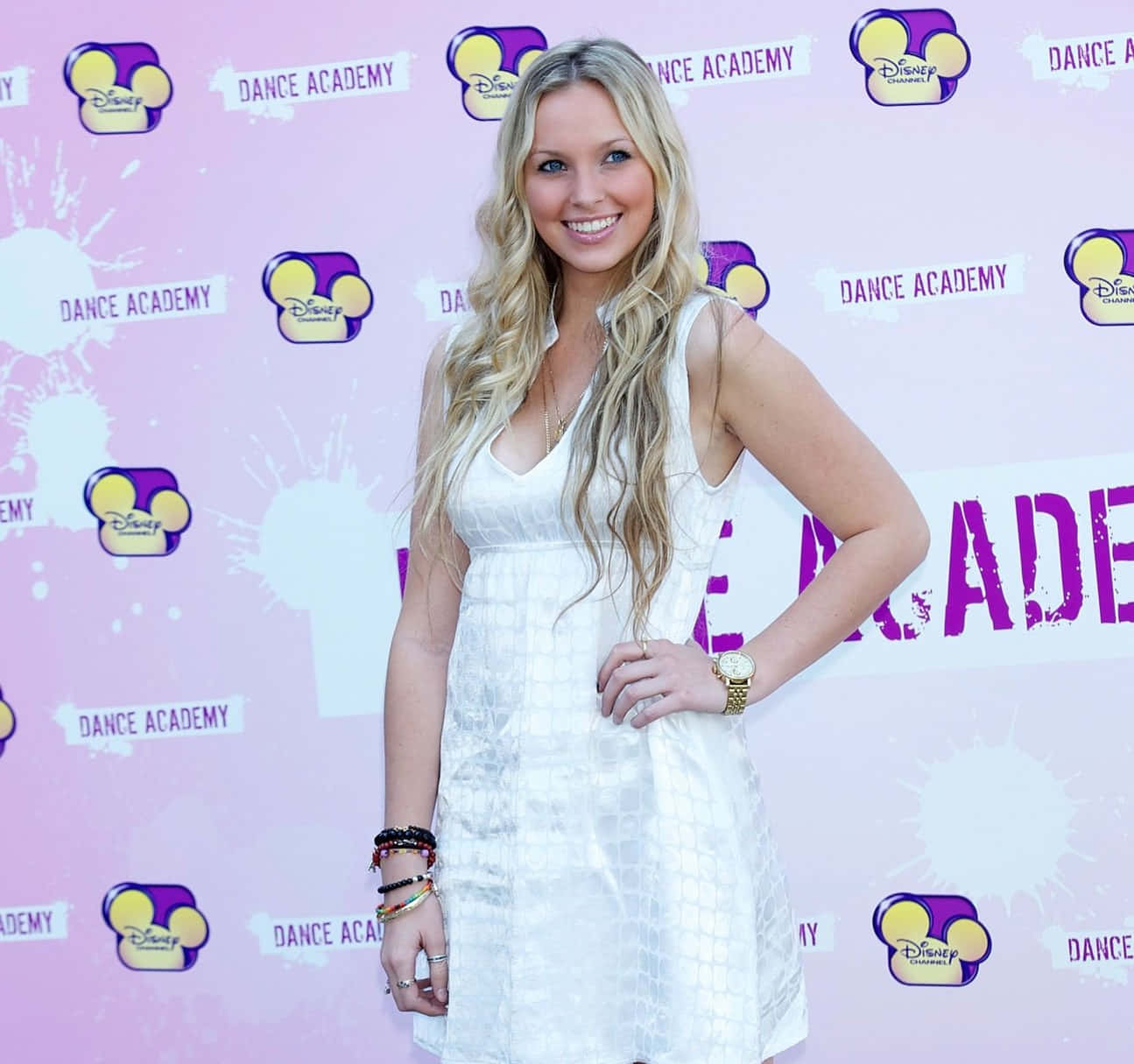 Alicia Banitat Dance Academy Event Wallpaper