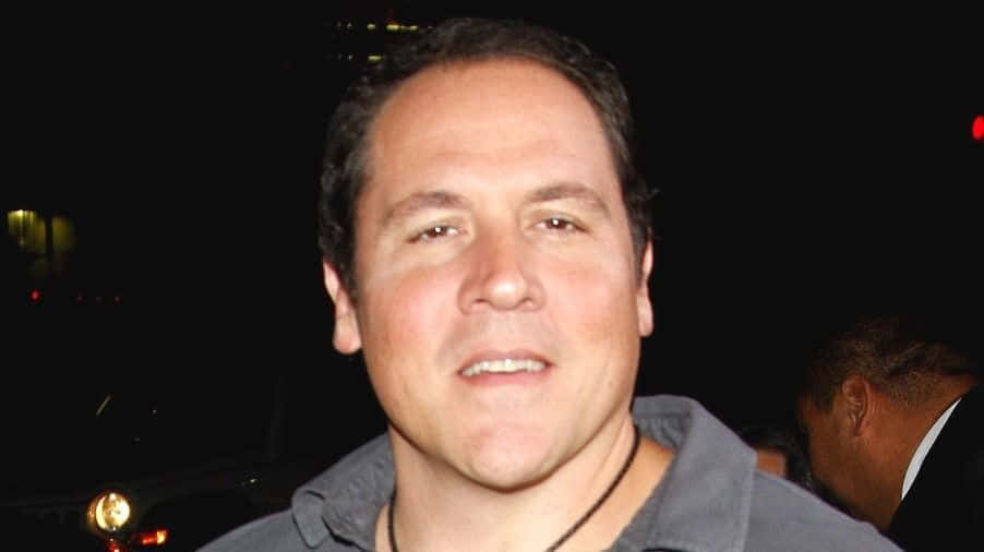 American Filmmaker, Actor, And Comedian Jon Favreau Wallpaper