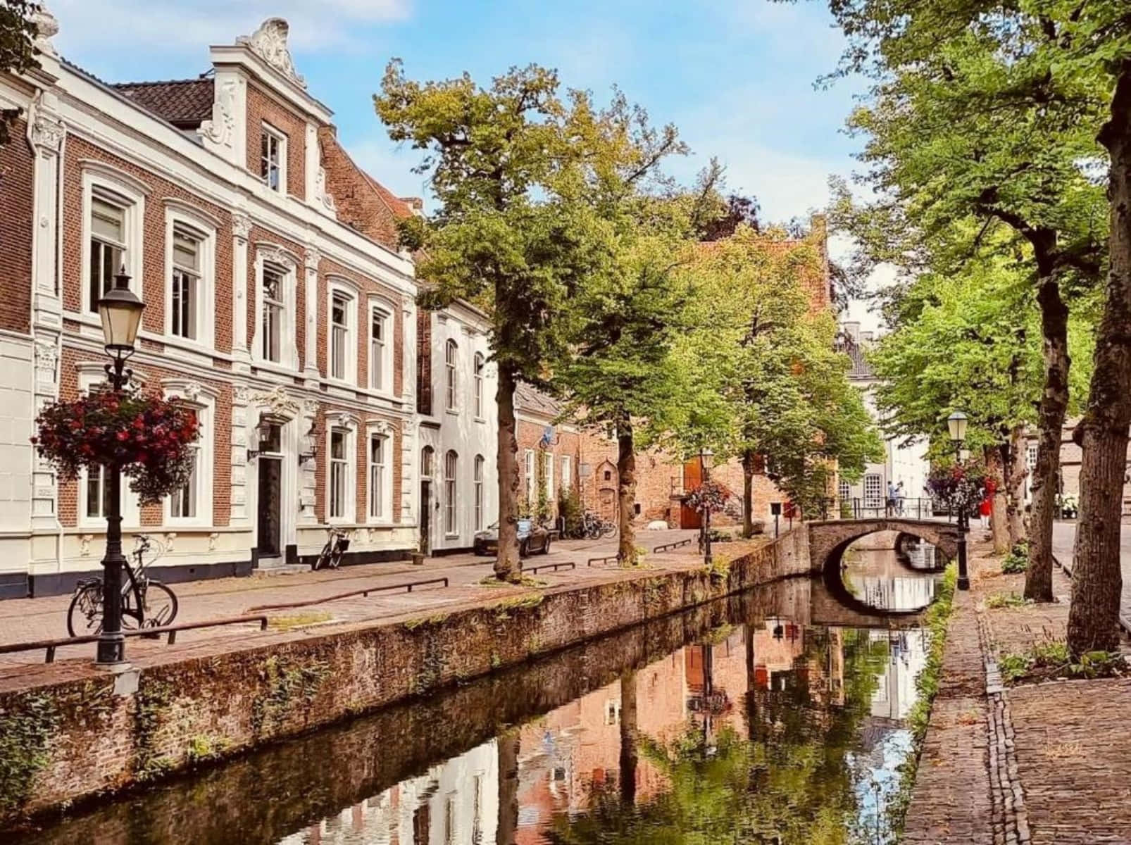 Amersfoort Canal Street View Wallpaper