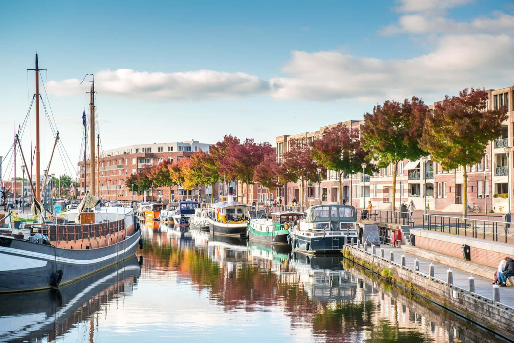 Amersfoort Waterfront Scenery Wallpaper