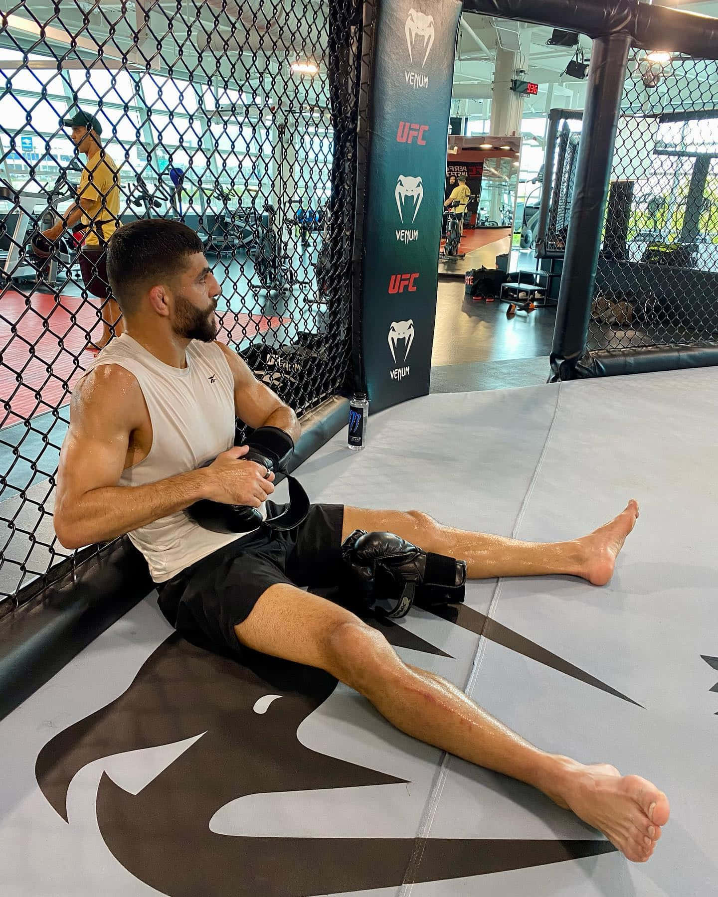 Amir Albazi After Training In Octagon Wallpaper