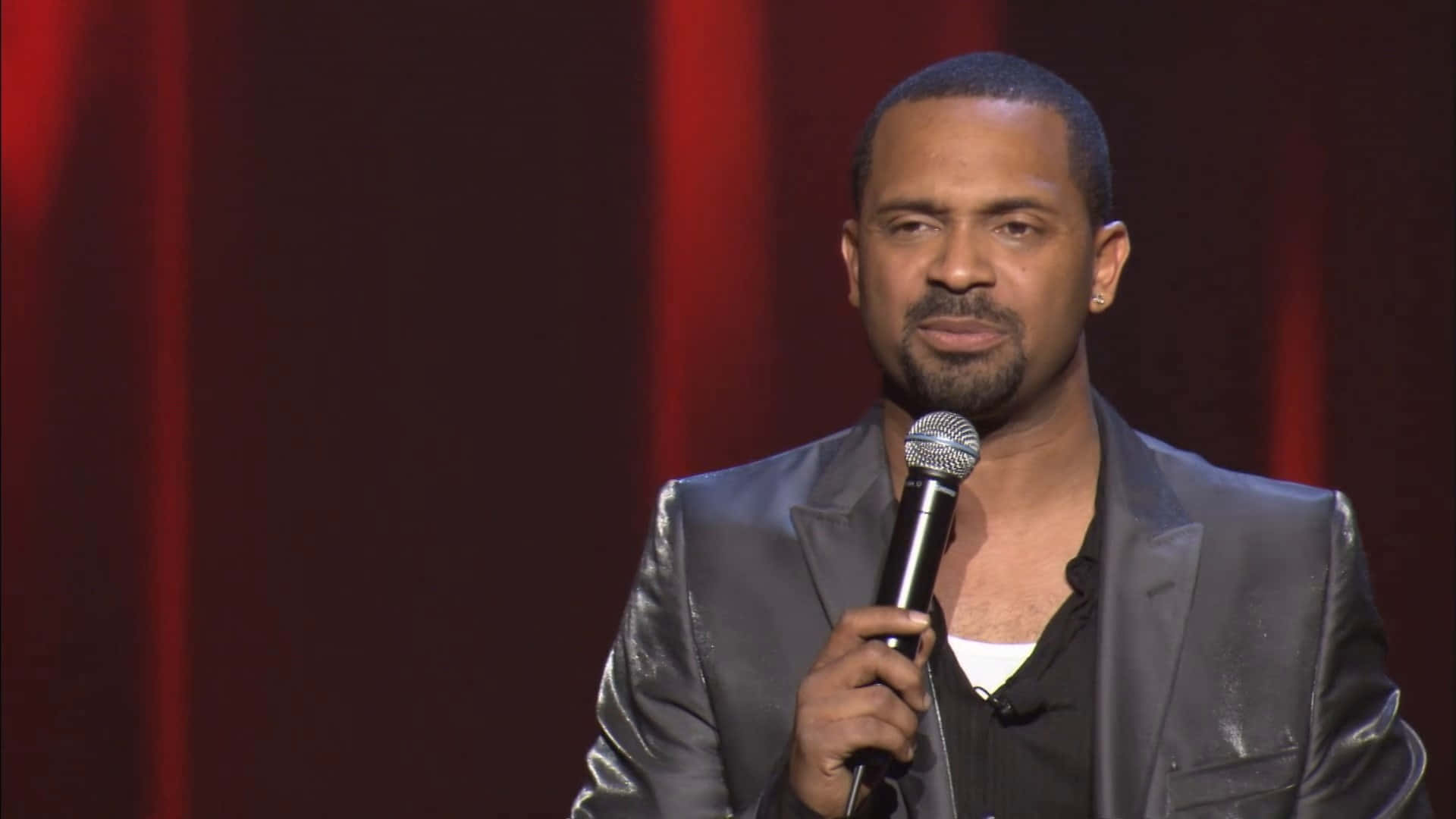 An Inspirational Gaze - Mike Epps Wallpaper