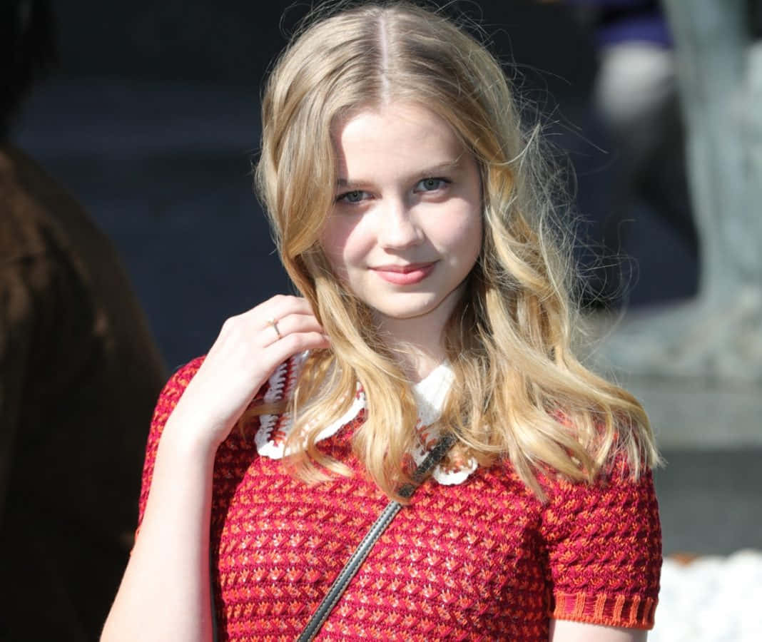 Angourie Rice Sunlit Portrait Wallpaper