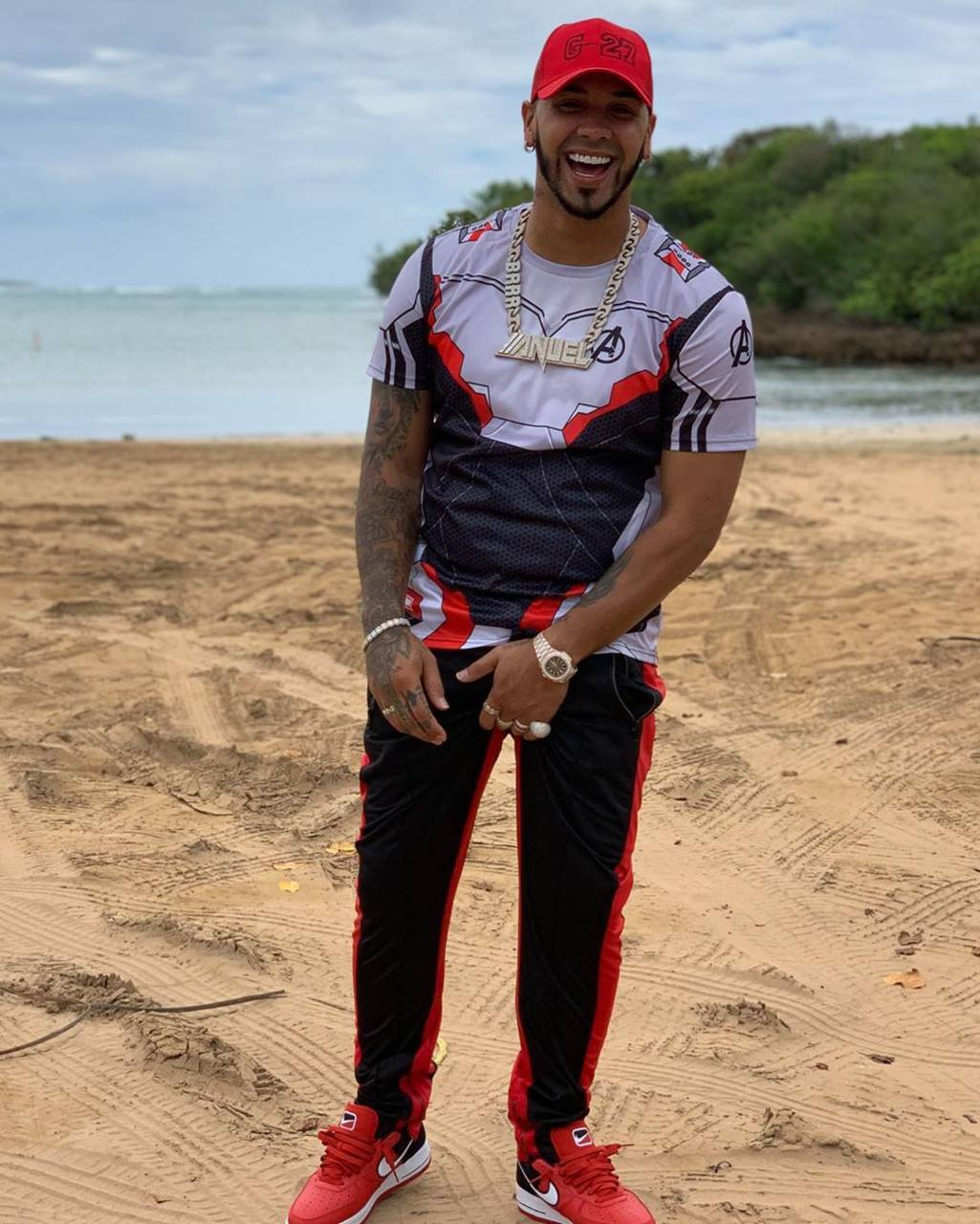 Anuel Aa At The Beach Wallpaper