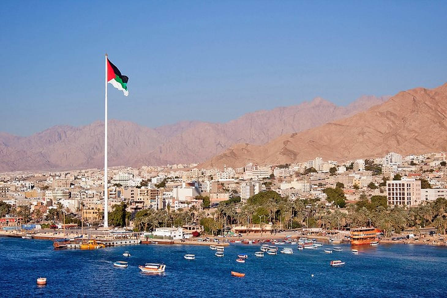 Aqaba, Jordan Shoreline Wallpaper