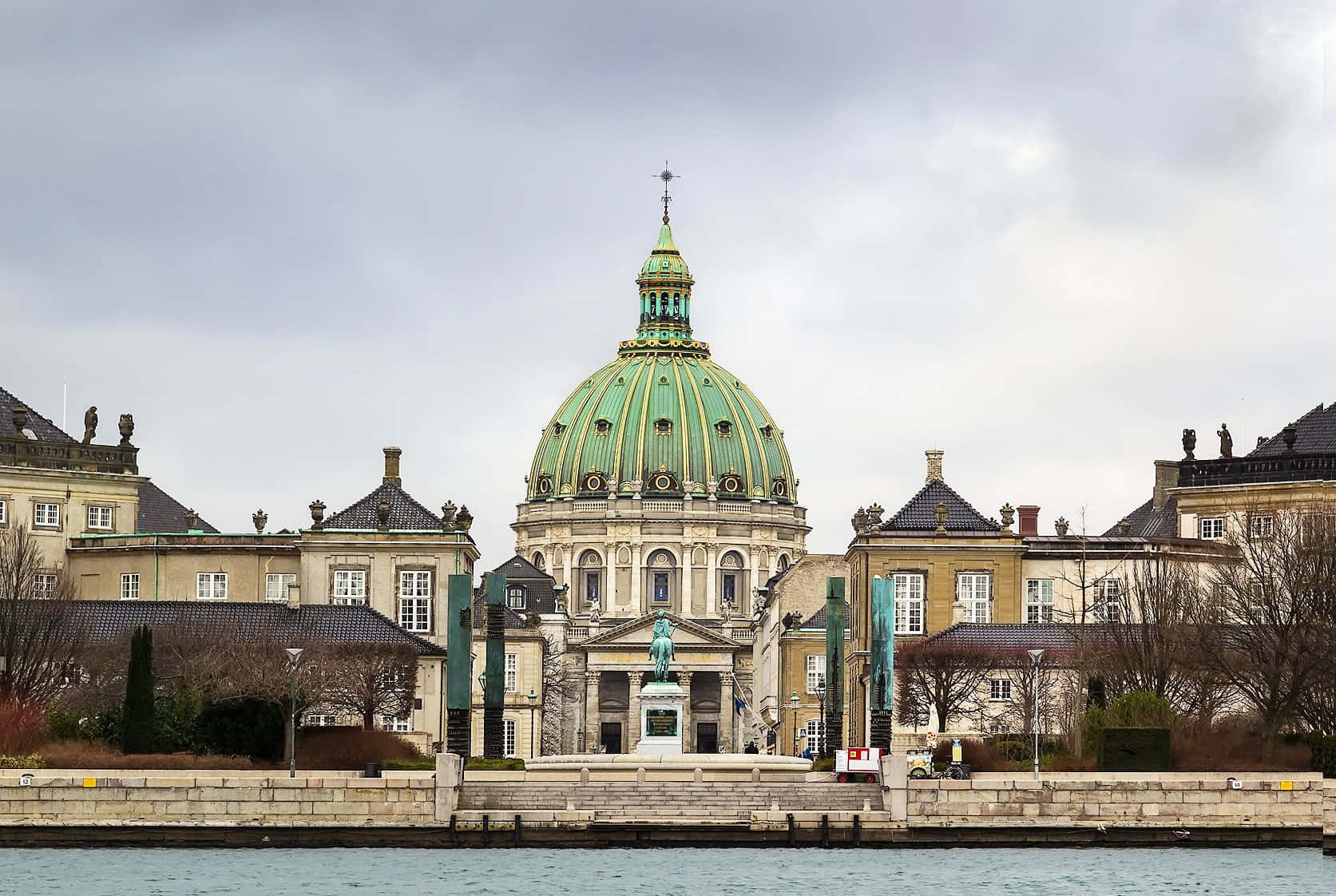 Architecture Within Amalienborg Palace Wallpaper