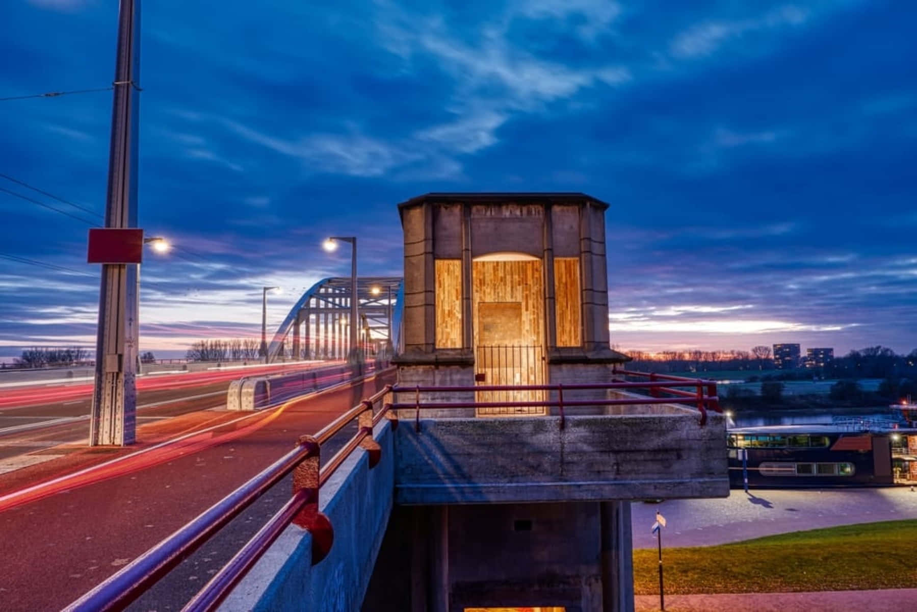 Arnhem Bridge Twilight Scene Wallpaper