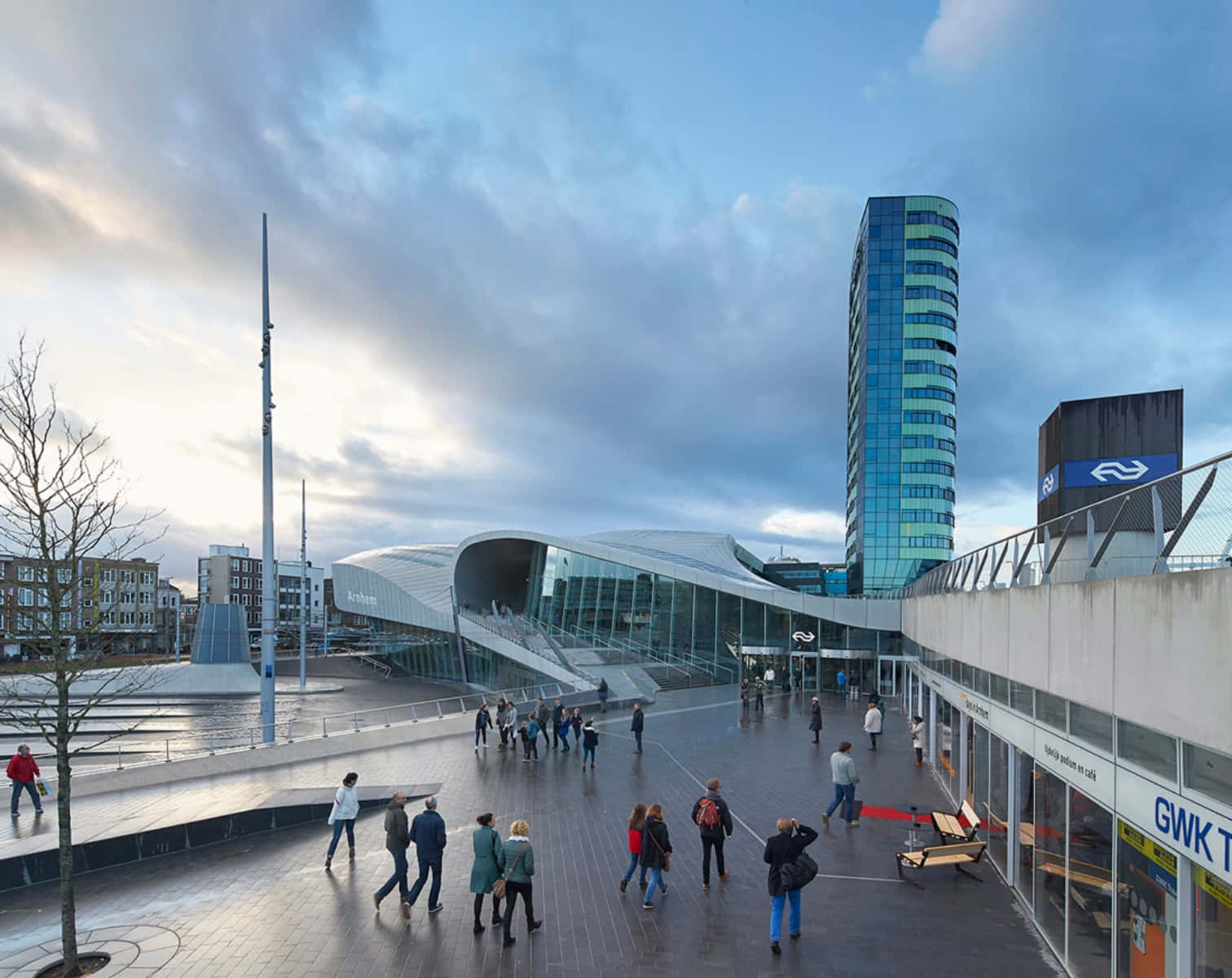 Arnhem Central Station Modern Architecture Wallpaper