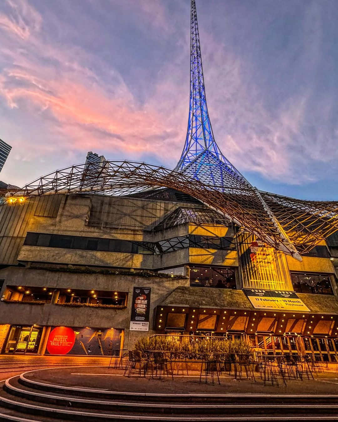 Arts Centre Melbourne Spireat Dusk Wallpaper