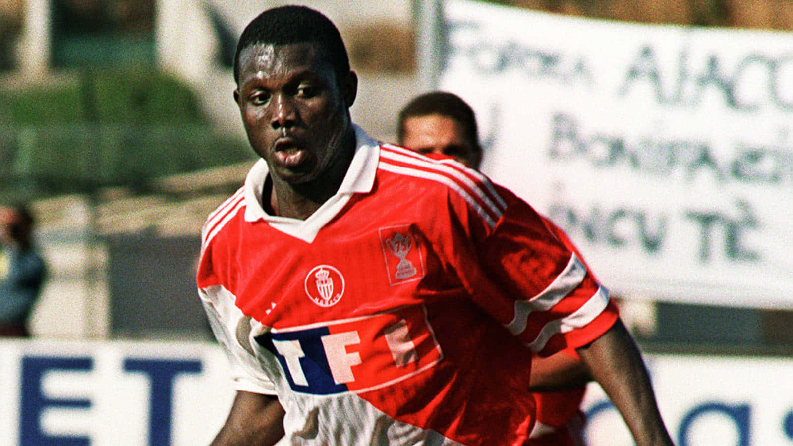 As Monaco Footballer George Weah Wallpaper