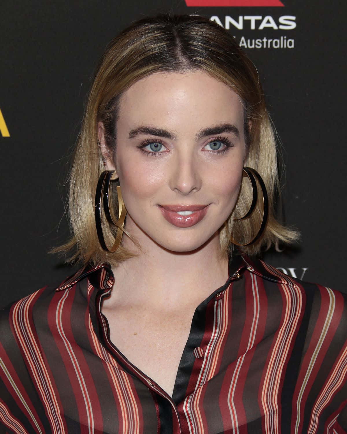 Ashleigh Brewer Event Portrait Wallpaper