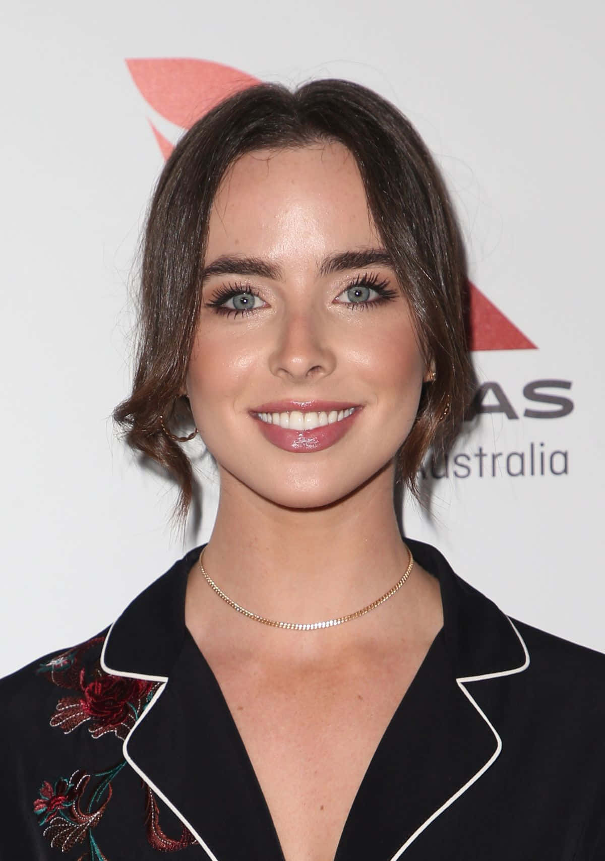 Ashleigh Brewer Event Portrait Wallpaper