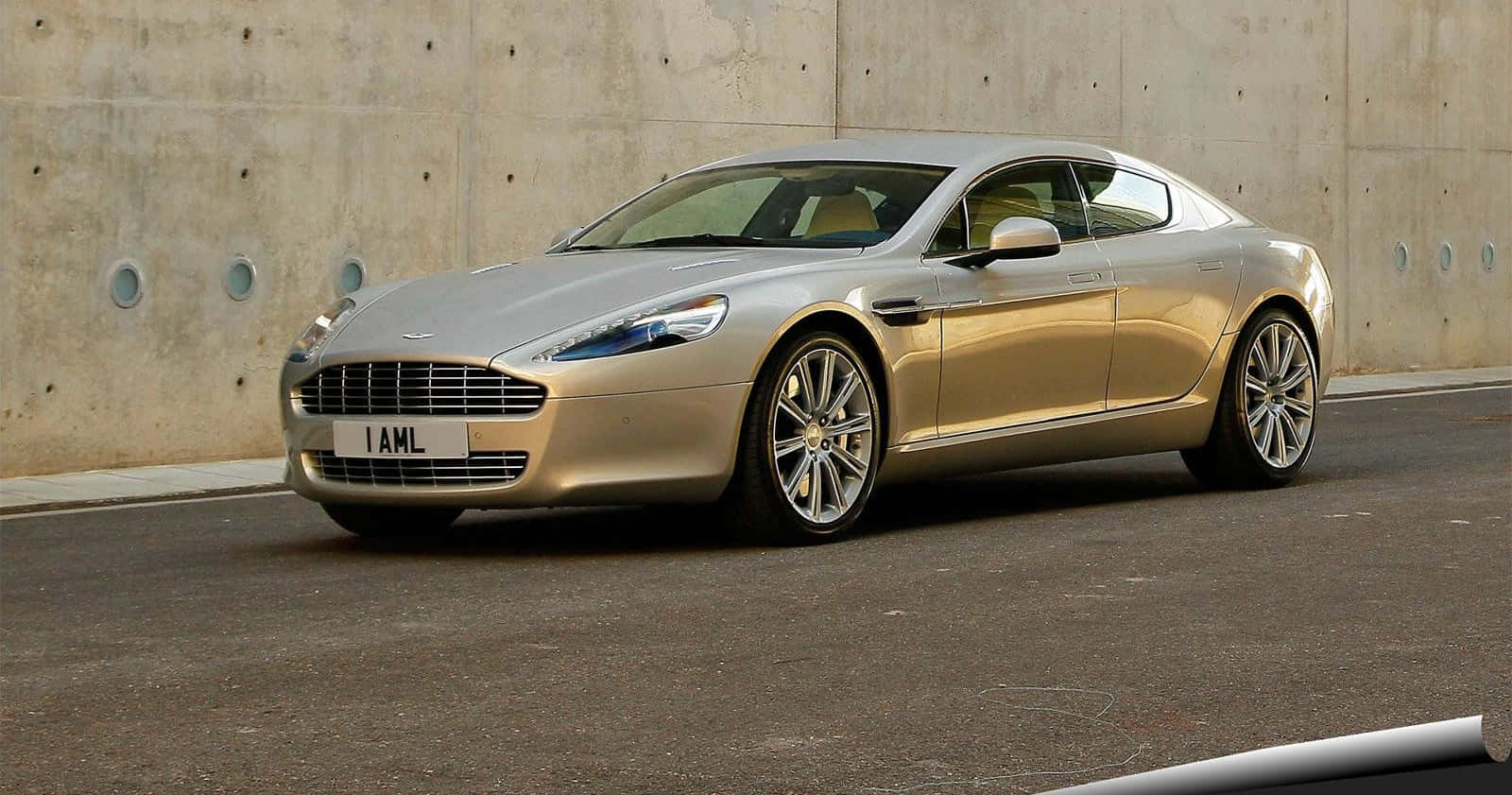 Aston Martin Rapide S In Action Wallpaper