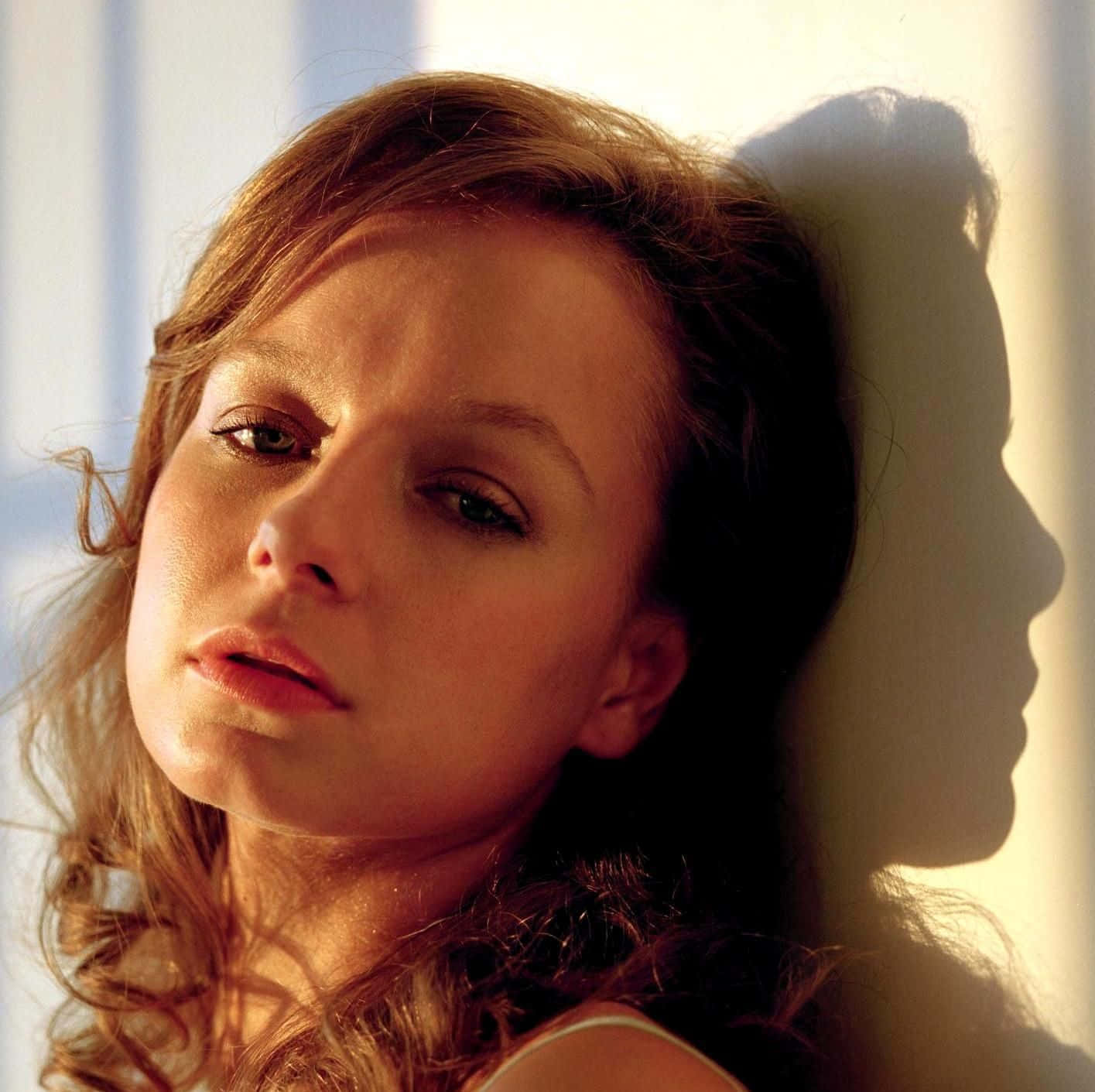 Award-winning Actress Samantha Morton Wallpaper