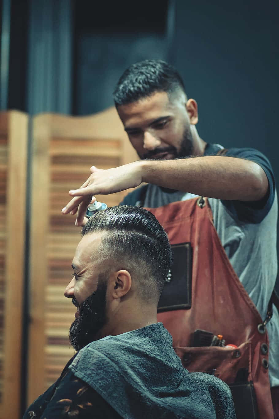 Barber Cutting Hair Wallpaper