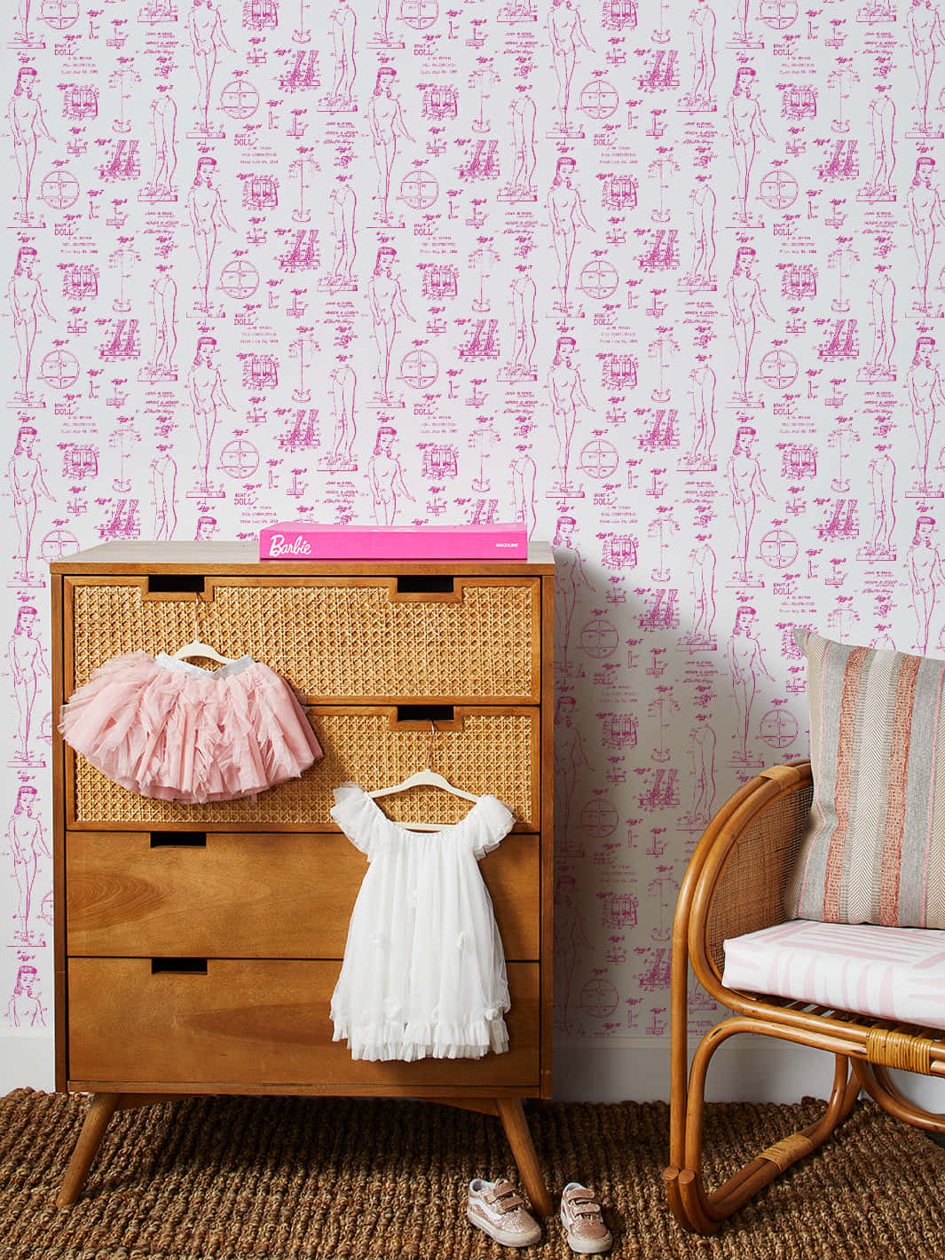 Barbie Themed Childrens Room Decor Wallpaper