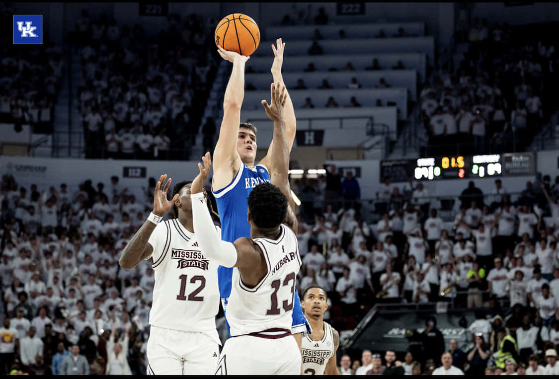 Basketball Jump Shot Action Kentuckyvs Mississippi State Wallpaper