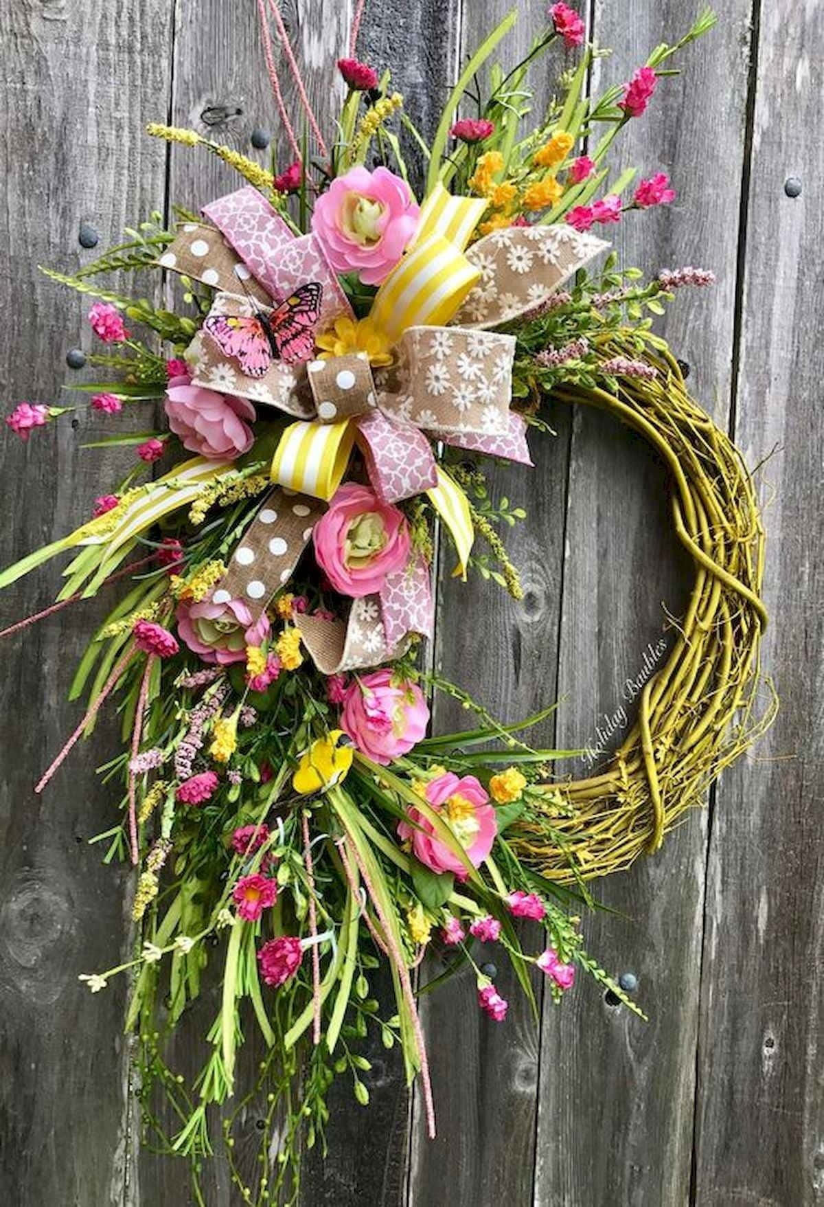 Beautiful Spring Wreath On A White Door Wallpaper