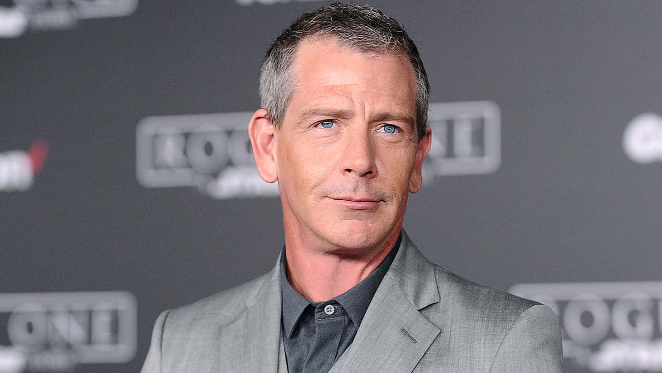 Ben Mendelsohn Event Appearance Wallpaper