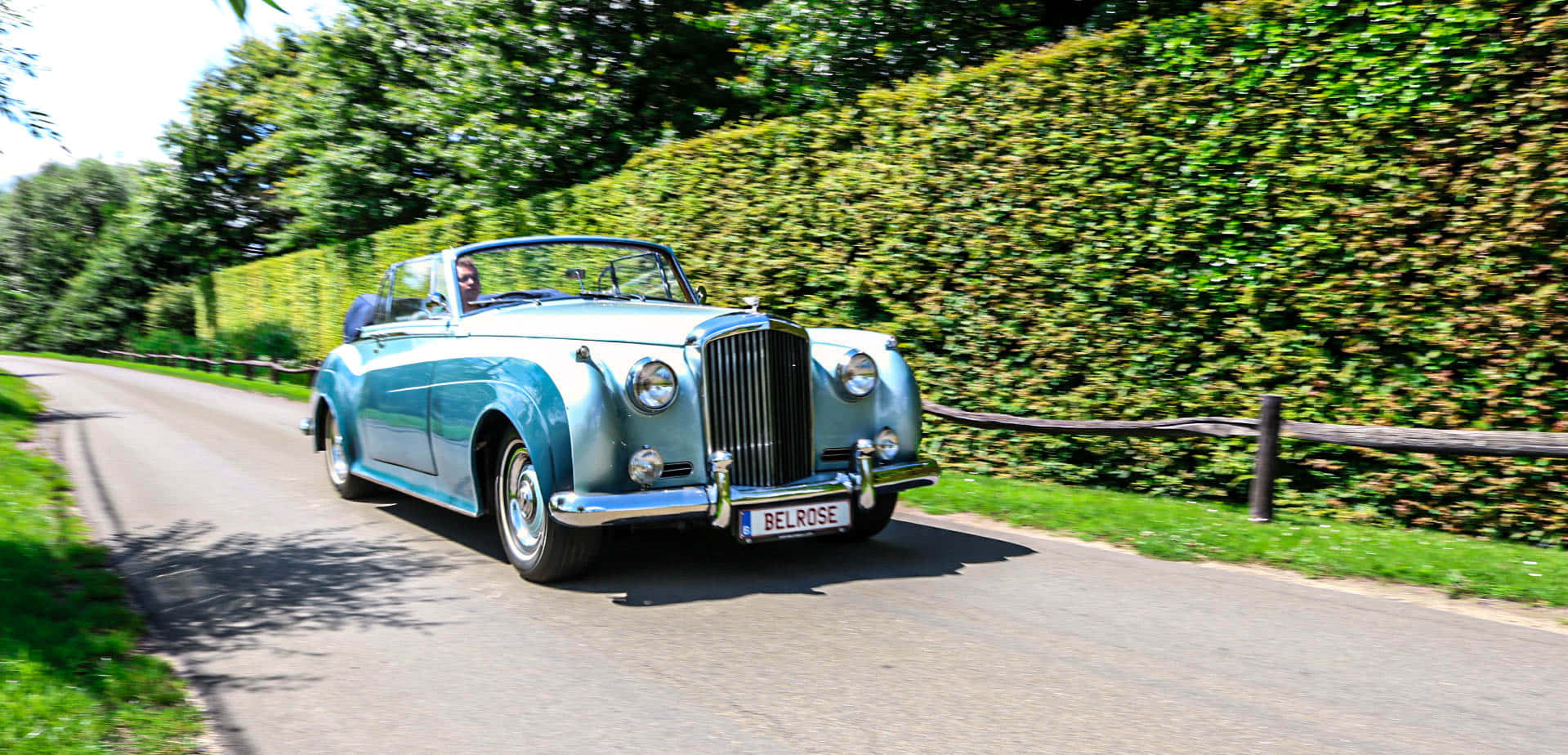 Bentley S2 Classic Elegance In Blue Wallpaper